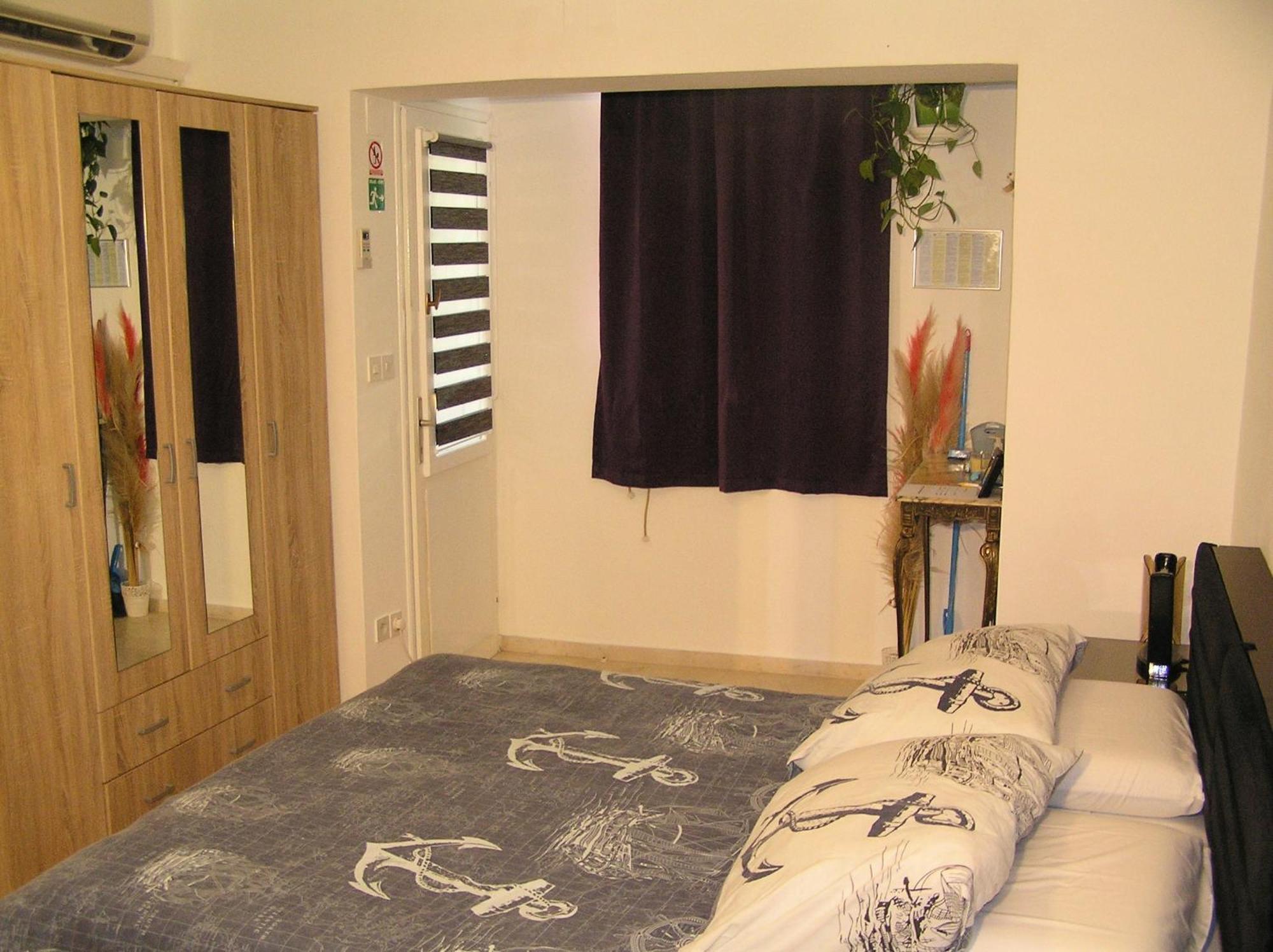 Studio Apartments Fabjanac Трогір Екстер'єр фото